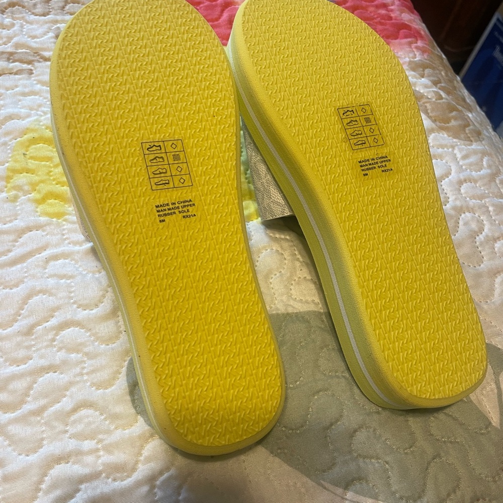 Michael Kors White Patterned Slide Sandals with Neon Yellow Footbed - Picture 3 of 4
